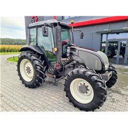 VALTRA A93